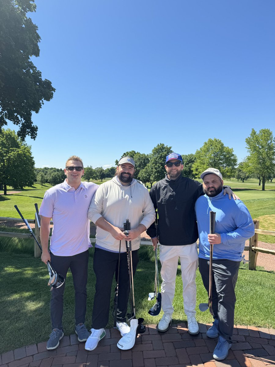 Hank Lockwood tweet media