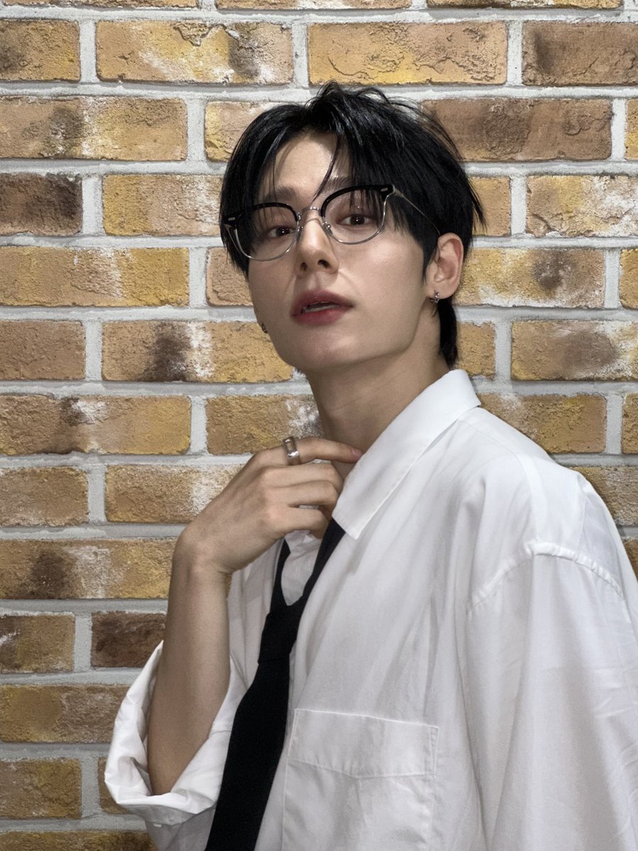 oneus ファヌン もも on X: 