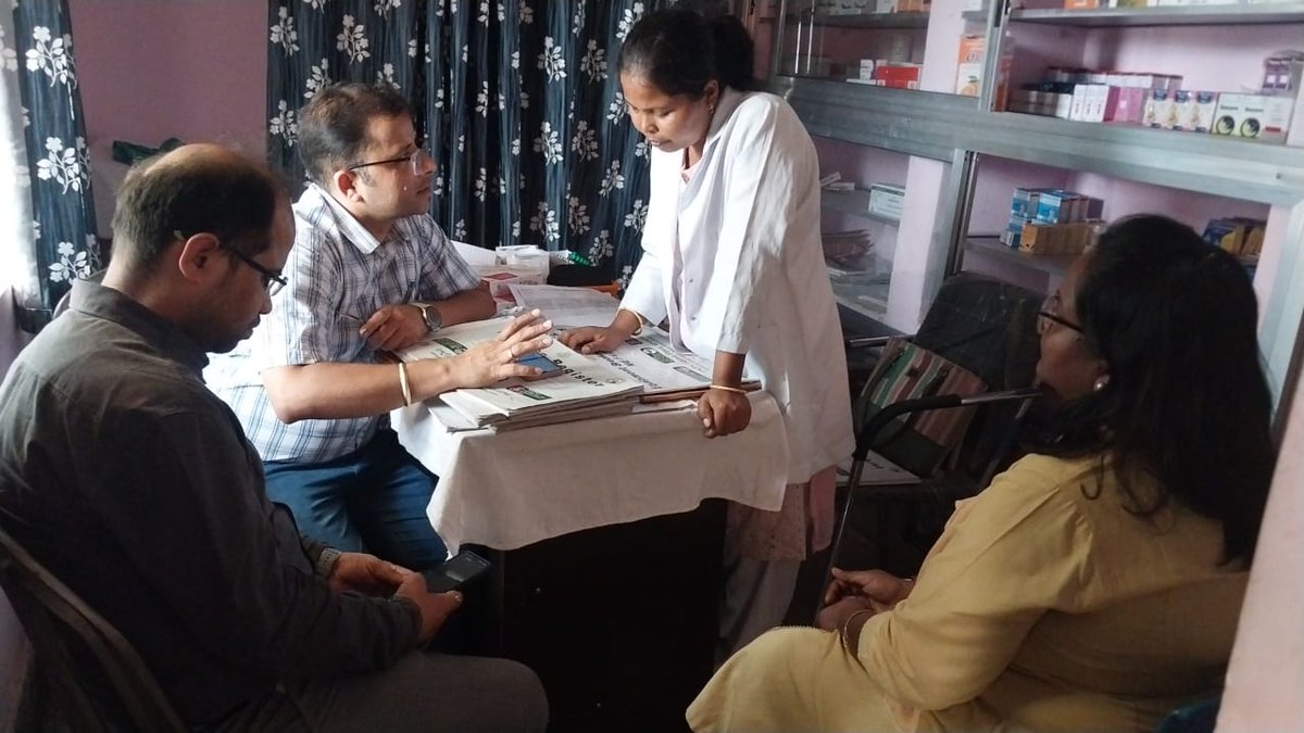 NISHTHA_CPHC's tweet photo. Ramgarh district's Marangmarcha SHC-AAM was empowered to pursue #NQAScertification supported by #NISHTHA. Hands-on training on the #NQAS toolkit was provided, marking a pilot for Jharkhand's quality improvement journey and improving overall healthcare! #healthcare #Jharkhand https://t.co/N6JMZBLe8Q