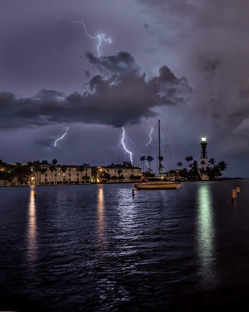 ★·.·´ 𝙎𝙖𝙧𝙡𝙞 `·.·★ tweet media