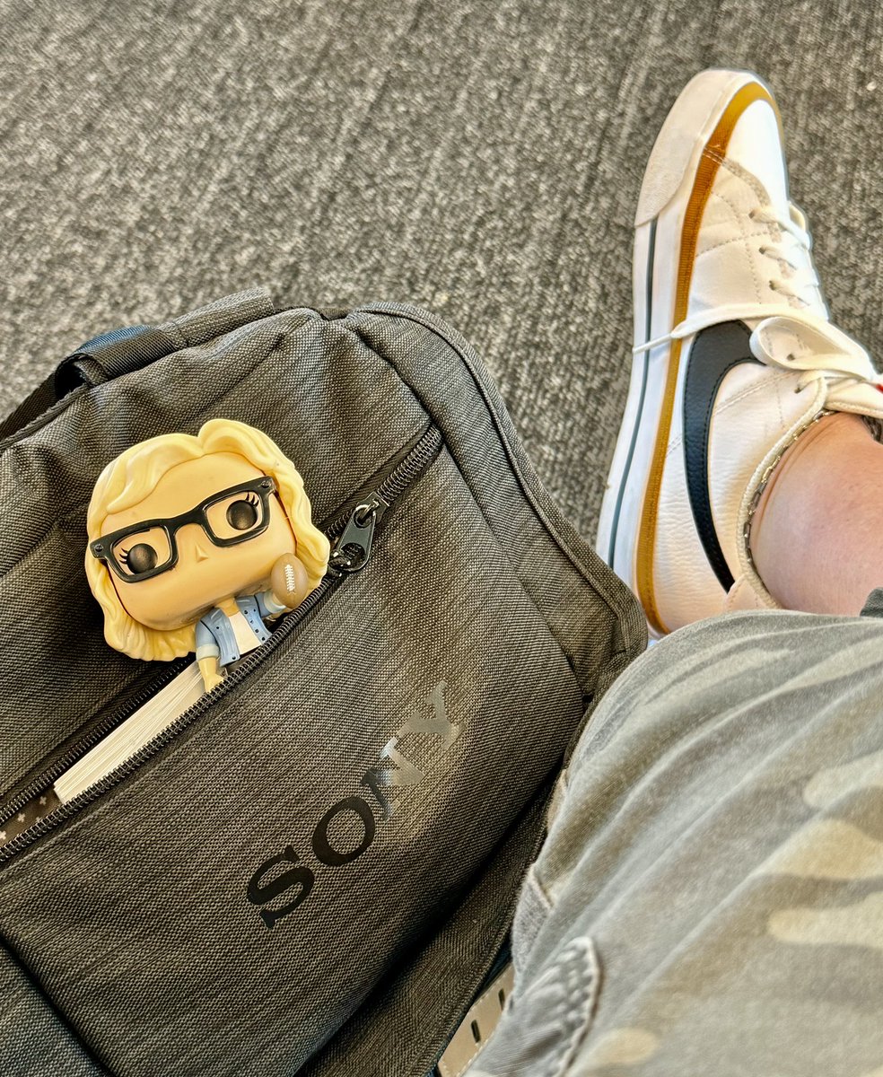 AVReneeKC's tweet photo. It’s my turn for the #avselfie. Headed to #LAS for #Infocomm24 & #notRenee was very excited to finally find her long lost football! 🏈 😂 #IYKYK See all you #avtweeps very soon! #roadtoinfocomm #infocomm24 #tinyavpeeps @tinyAVpeeps #avintheam #avsneakerheads #TeamSony https://t.co/2GPTd14jnL