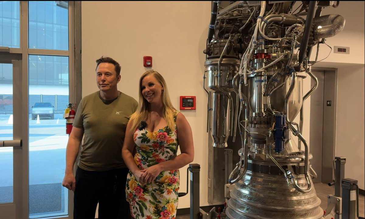 700K views in 3 days 🤯

Please help me make this my first 1M view video on YouTube 🥹❤️

Exclusive: Elon Musk discusses Starship's 4th Flight
youtu.be/tjAWYytTKco