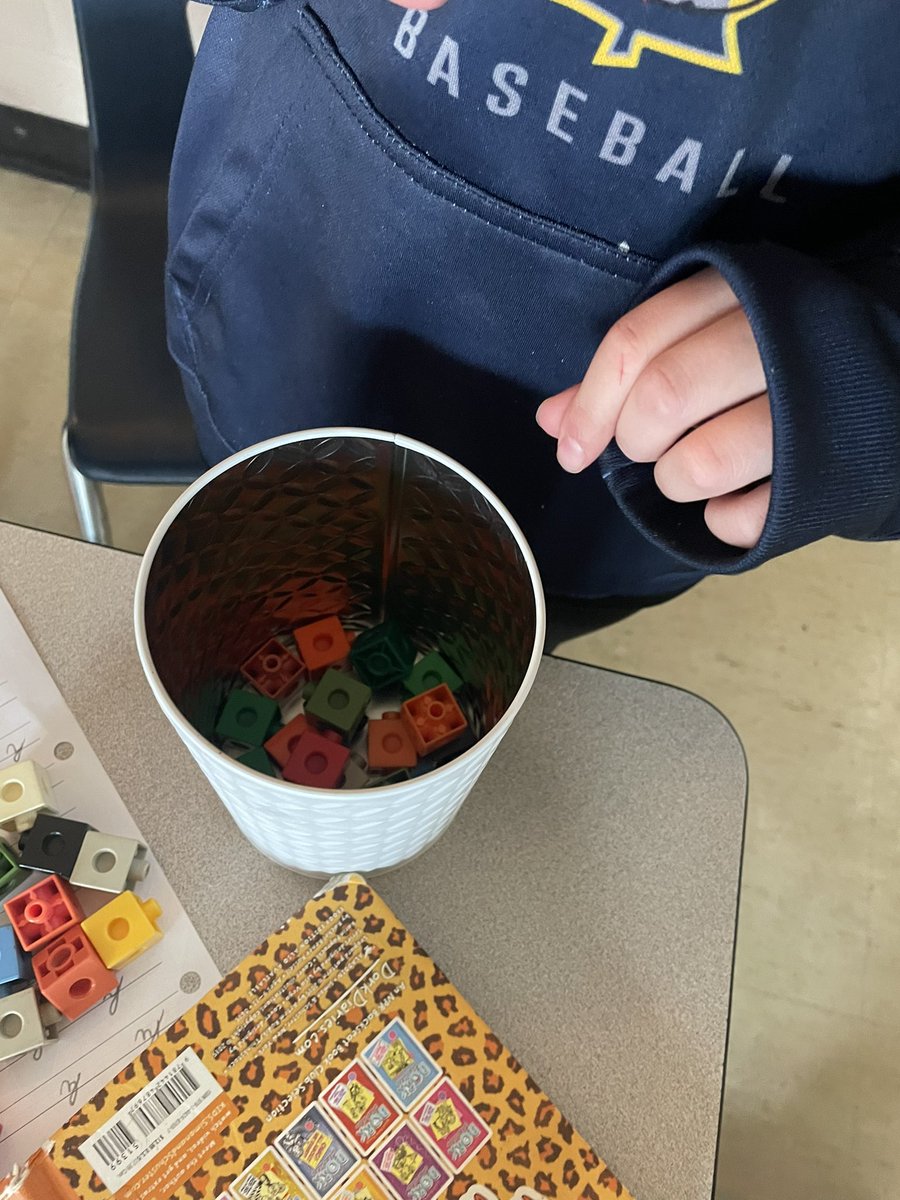 MrsKovari's tweet photo. Teaching capacity using non-standard units! @riverheights11 https://t.co/Uq6E3K9zbI