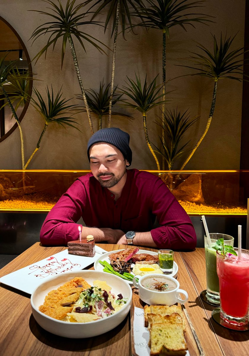 rahimahrem's tweet photo. Long overdue birthday treat for husband, last night 💕 https://t.co/LVvM13ExA7