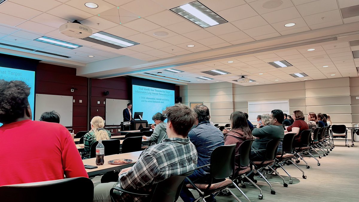 Charly Lai (@iuc453) on Twitter photo Dr. <a href="/JasonElinoff/">Jason Elinoff</a> at <a href="/IUPCCM/">IU Pulmonary and Critical Care Fellowship</a> talking about PAH: from bench to bedside Dr. <a href="/JasonElinoff/">Jason Elinoff</a> at <a href="/IUPCCM/">IU Pulmonary and Critical Care Fellowship</a> talking about PAH: from bench to bedside