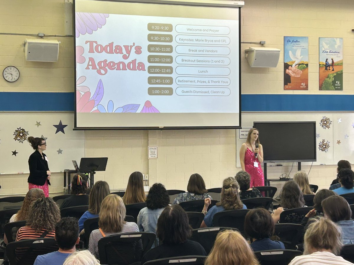 krlinton's tweet photo. Thrilled to celebrate the work of our Learning Commons Librarians today with our IMC team. Our librarians do so much to build community, support literacy, share stories, and so much more! Thank you to our amazing LCLs! @CCSD_edu @CarlyLCL https://t.co/qemlz8nxyL