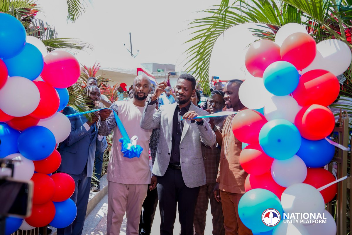 BOBI WINE tweet media