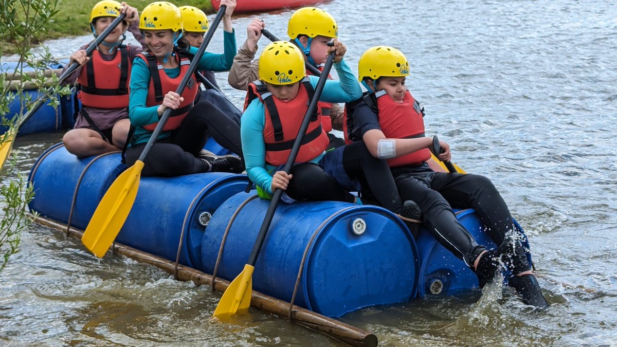 Brandlehow School tweet media