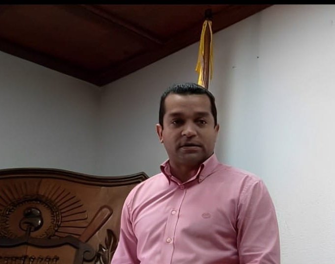johanyanez85's tweet photo. Lo expresamos hoy en "Con criterio" el #NuevoGobierno debe impulsar la descentralización para lograr avanzar en la solución de los problemas en las regiones, sin complejos de ningún tipo, los servicios públicos deben ser prioridad, hay q mejorarlos! @Onda105 @MJMonicaJimenez https://t.co/kSt0XYGHWx