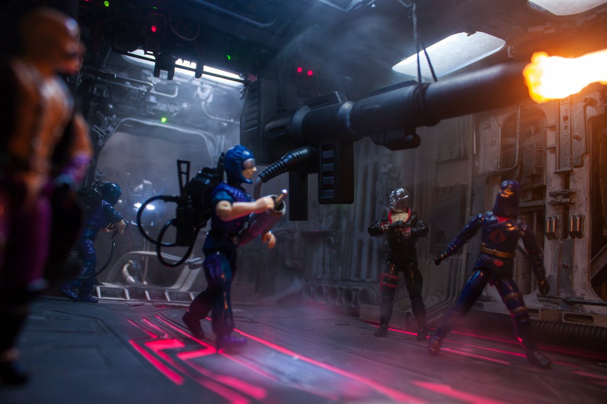 TheGhostMachina's tweet photo. βExcellent work, Dr. Youβve unlocked the sssecret to the Autobot leadersss Weapon! Now nothing will ssstand in my way. Not even GI Joe!β #gijoe #cobra #transformers #yojoejune #optimusprime #cobracommander #televiper #toyphotography #practicalfx #drmindbender #yesiamanadult https://t.co/KqLinA7OWN