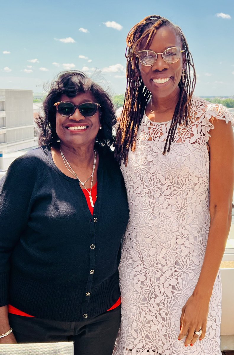 So beautiful inside and out, ⁦<a href="/JFK4APA/">Jennifer F. Kelly 2021 President of the APA</a>⁩ ⁦<a href="/drthema/">Dr. Thema</a>⁩. 💕 Thank you for sharing your many gifts with ⁦<a href="/APA/">American Psychological Association</a>.⁩ #APAAdvocacy