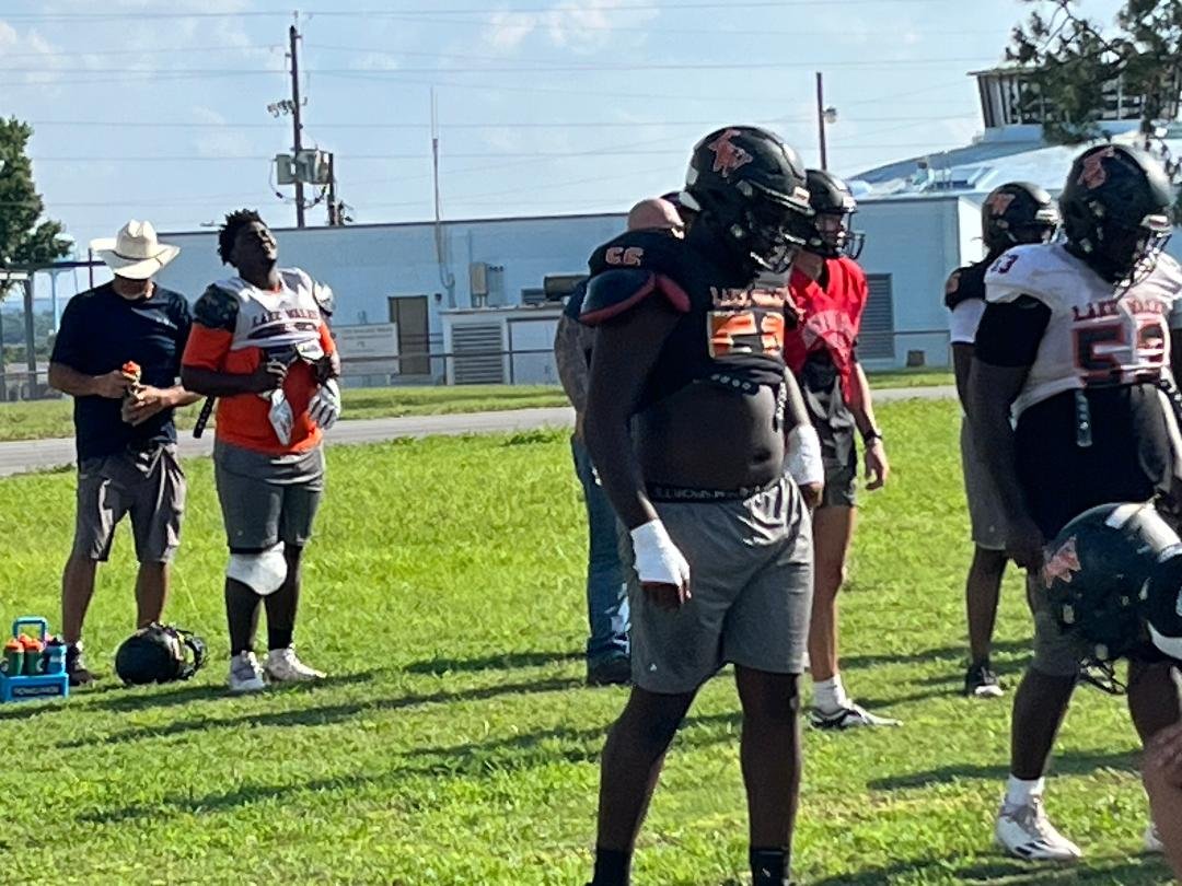 CountyPolk's tweet photo. 🏈Spring '24 Snapshot🏈#LakeWales 
"It's Bigger Than Football" as the local churches, pastors, business people have wrapped their arms around this great program like no other community we scout. Over 20 athletes were baptized this spring and another state championship is in view https://t.co/YIQfbk25Y4