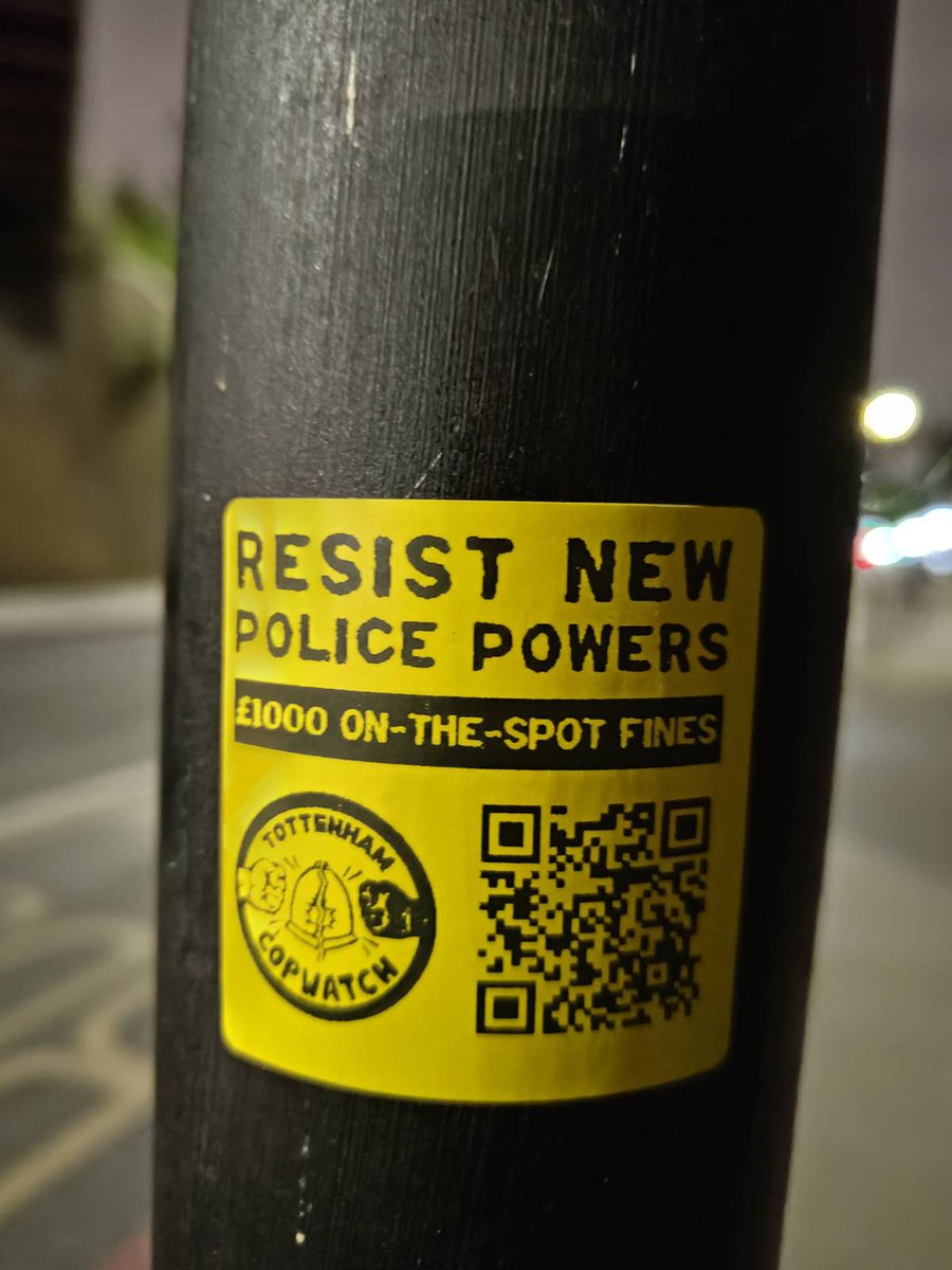TCopwatch_'s tweet photo. PSPOs are used to punish people in a borough.
They can be enforced by cops.
Fines of up to £1k can be issued to anyone who breaches a PSPO.
Please click this link to help us stop them from coming into fruition.
Answer 'STRONGLY DISAGREE' for all questions. https://t.co/fhnKNu76x0 https://t.co/bYhd6OtCWl