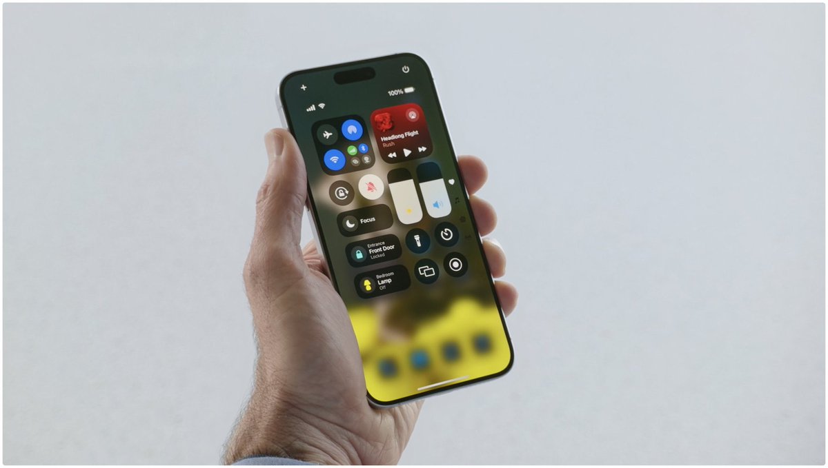 Offical_H_ft's tweet image. تصميم جديد لمركز التحكم 😍.
ويمكنك تخصيصة 🔥.
#WWDC24