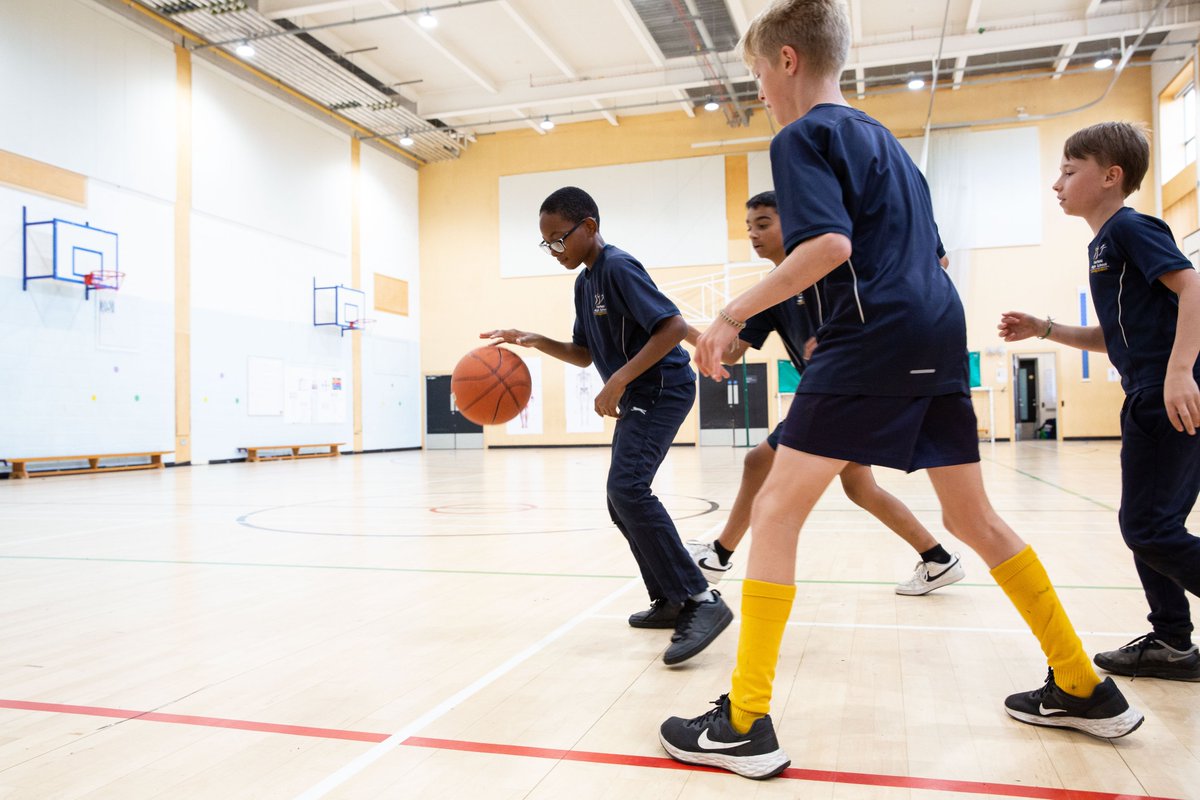 FHSBristol's tweet photo. We are recruiting for a Lead Emergency First Aider to join our friendly, diverse and unique school. See https://t.co/8yvEzIObAf Please Share! @bishmatters @cjholebristol @bristoledup @BAMEedBristol @somaliforum @StWerbsCC @BristolJMC @bristol247 @LockleazeHub @BishopstonAgent https://t.co/PUuWNzt8fg