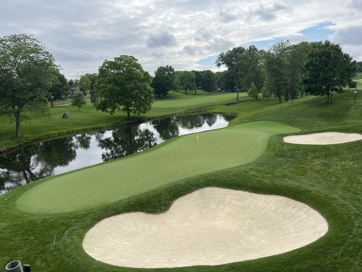 Thanks to @chadmark614 for having me back last week. What a team! What a golf course! <a href="/MVGCTurf/">Muirfield Village Turf Team</a>