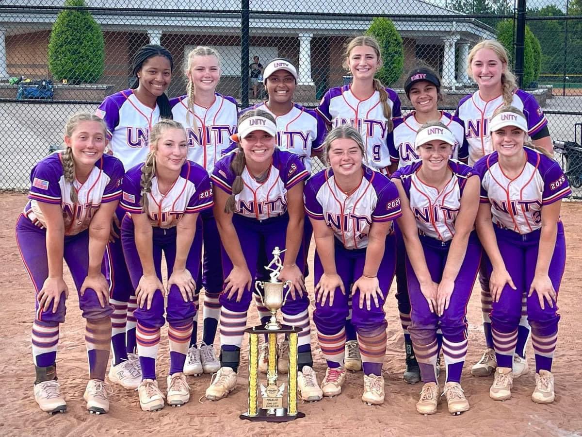 Runners up in the 18U power pool at the Owl City Classic. Proud of these ladies for competing at a high level💪💜🧡