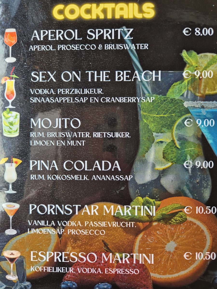 Charlotte19874's tweet photo. Eigenlijk zou het weer tijd voor 
👇🏻 moeten zijn
Maar met dit weer liever 👇🏻
❤️☕️🍹☕️🍸☕️🍷☕️❤️
#baggerweer #CoffeeLover #cocktail https://t.co/7UpjOdJX50