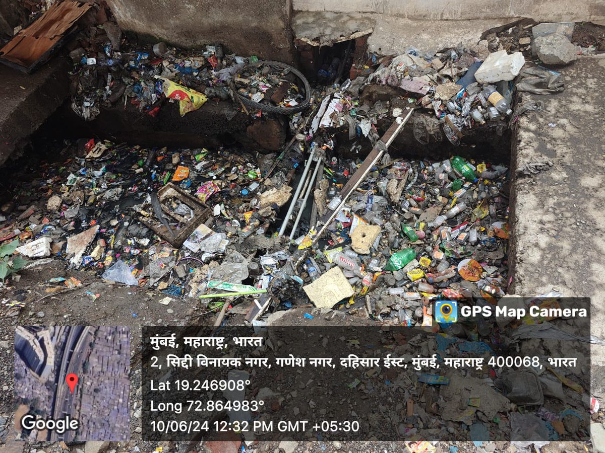 PravinK0912's tweet photo. @mybmc @mybmcWardRN शांतीनगर, हनुमान मंदिर जवळ, पश्चिम द्रुतगती महामार्ग, येथे गटारे तुंबून नागरिकांच्या घरात पाणी घुसून स्थानिकांना नाहक त्रास सहन करावा लागत आहे  तसेच या मुळे परिसरात रोगराई पसरण्याची शक्यता आहे. त्यामुळे लवकरात लवकर साफसफाई करून द्यावी अशी नम्र विनंती . https://t.co/gNt73eBfKl