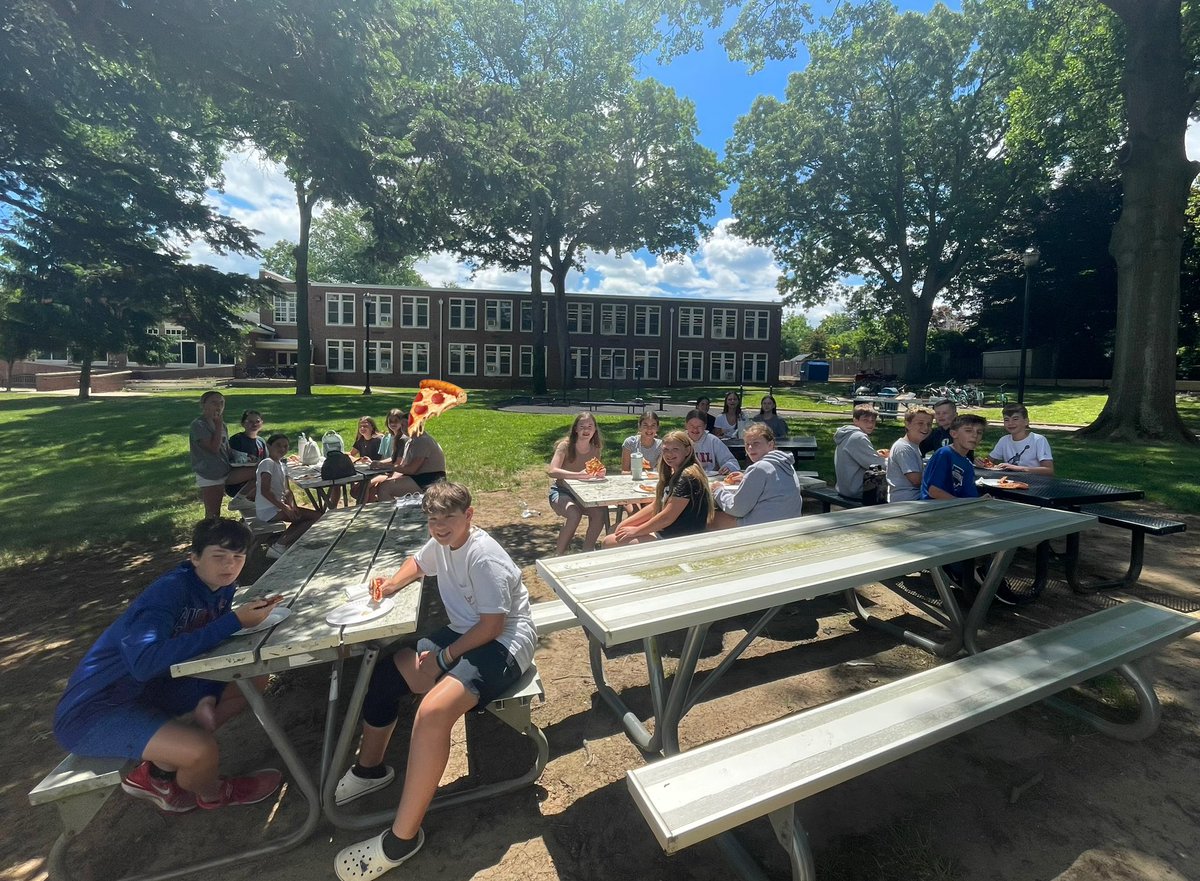 Mrs Griffiths tweet media