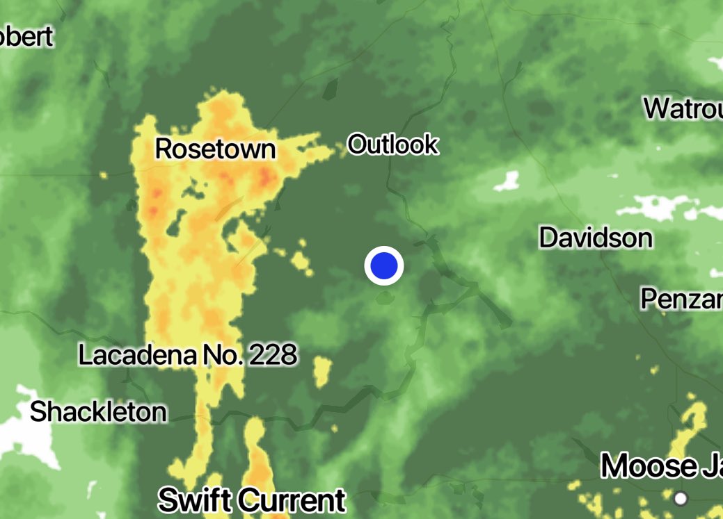 VentureAgri's tweet photo. #Topdressing Look like our spreading area is getting some nice rain. Talking names on the list for top dressing. Can be there quick. You supply or full service spreading. #100plusft #lesstracks Give us a call. https://t.co/fNL4HBk2LU