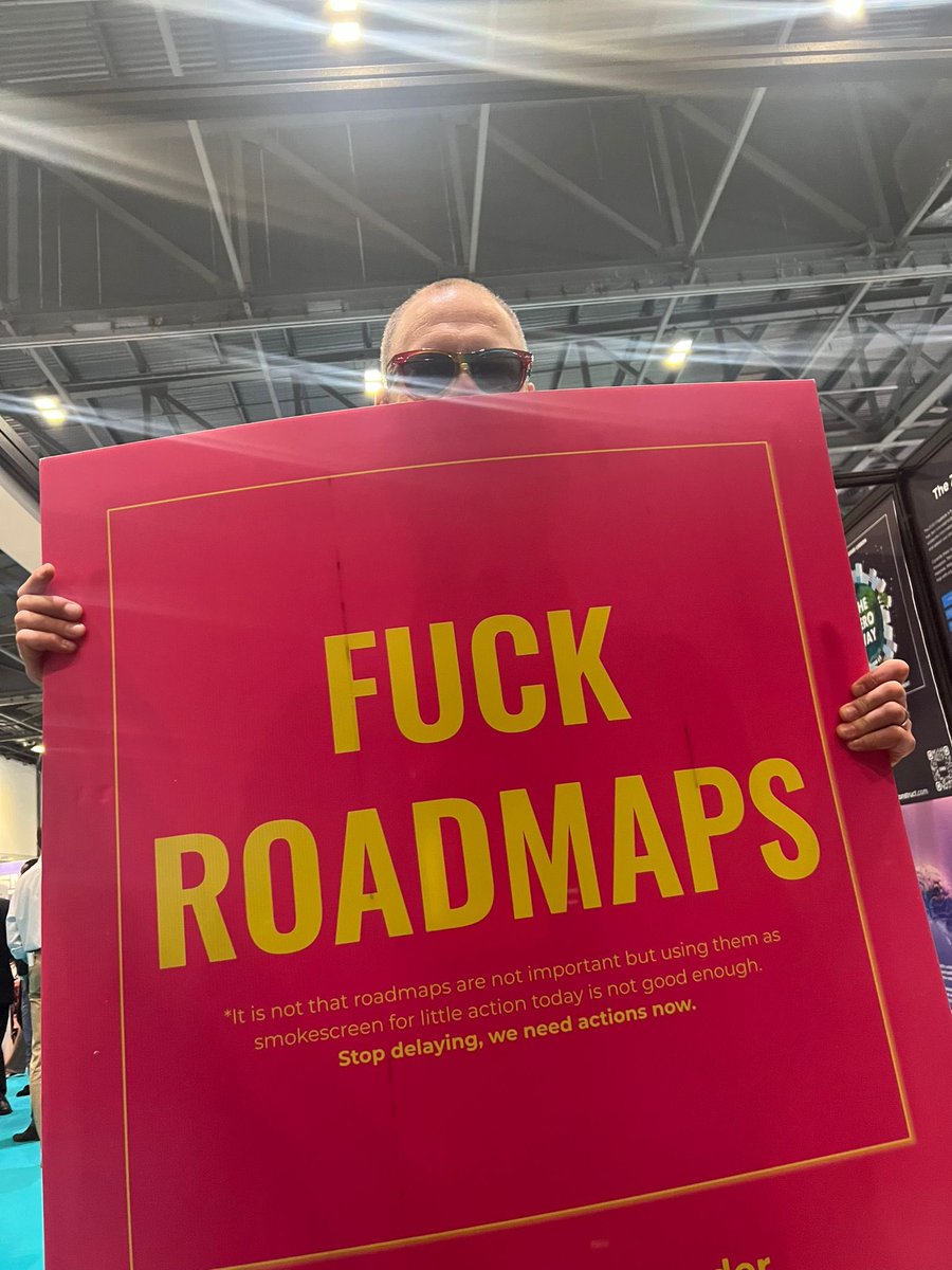 rooevans . tweet media