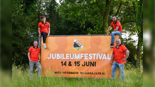 Ajax B 90 jaar: ‘op naar de honderd’ -  de-band.nl/l/488866