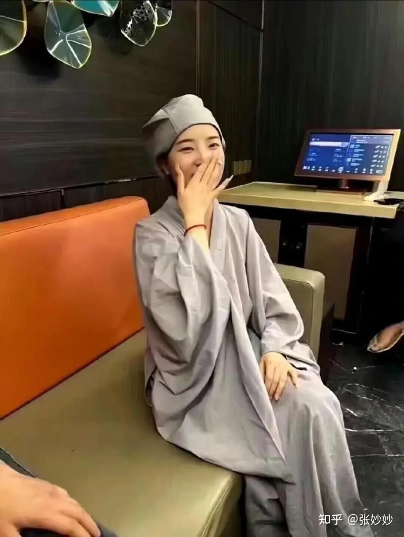 0xsanzang's tweet photo. 特朗普，马斯克生日三币

生日合约其实不止是生日才会爆发。它的核心价值实际是在于它的合约稀缺性。如果从稀缺看，其他币才是仿盘，即便它们有强庄。 

假设有社区，慢慢吸筹成功，然后进行运营，这个合约半身就在推广时能够节省推广成本，节省营销成本。事半功倍，在推广时，只要说一句合约是生日，就非常容易推广。

我不断的推广其实在等待一个强势的社区会进场。这种真的说有强势社区，随便都是2.3m。所以一直有波段，但从不离场。

守币如守寡。

$musk 第一次call27k -现在69k ETH 马斯克 合约是马斯克的出生年月日  0x1971628beffc84be31bc44e7a06faf2f520115ca

$Trump 第一次call20K -现在180k  ETH 特朗普 合约是特朗普的出生年月日1946614  0x1946614e70bd2da589d74d54d007c03f81f0c4e9

$elon 第一次call40k-现在65k ETH Elon 合约是马斯克的出生年月日 0x19716288e1b1aa32905a152ab13f7d1ae71e0f14
