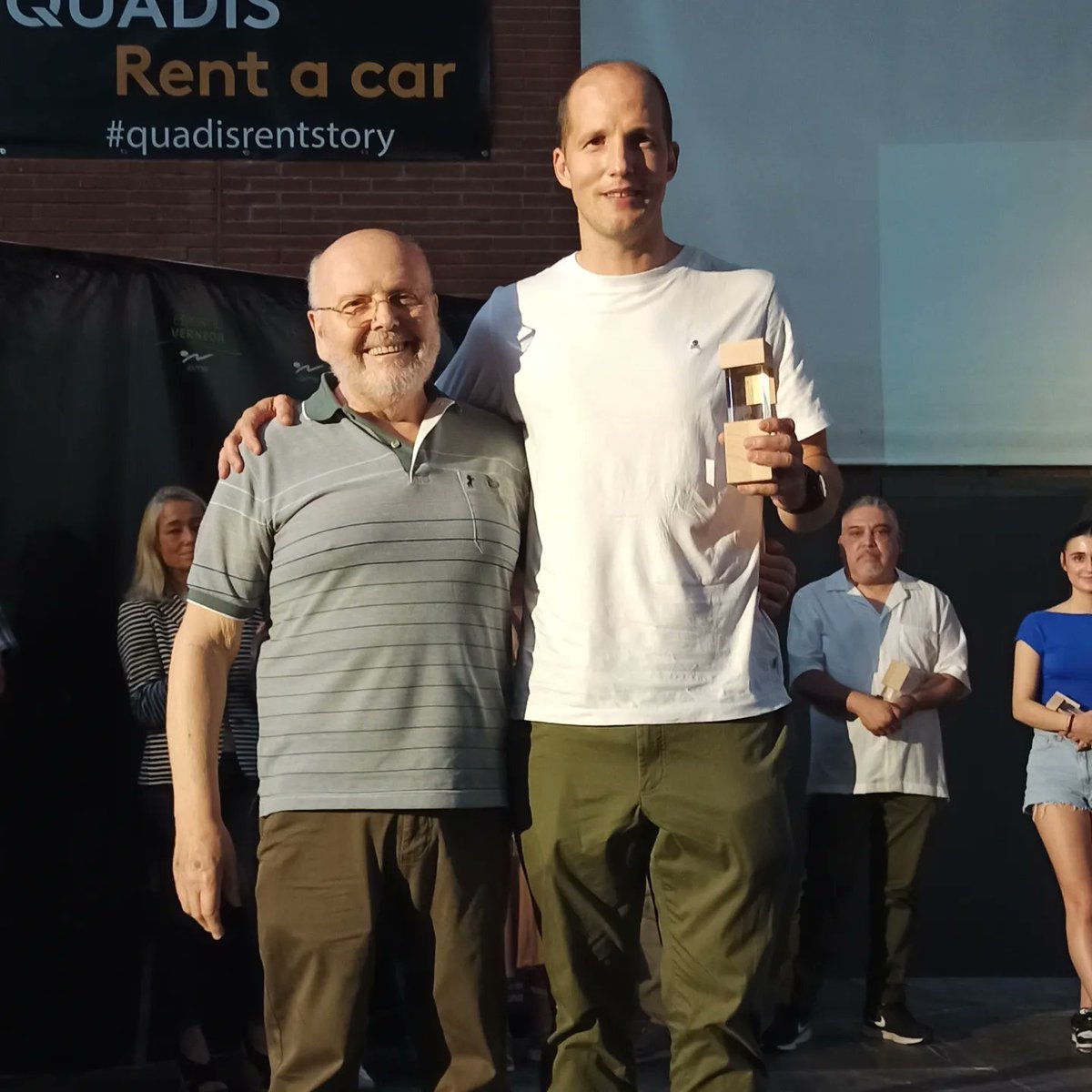 Handbol Sant Martí Adrianenc tweet media