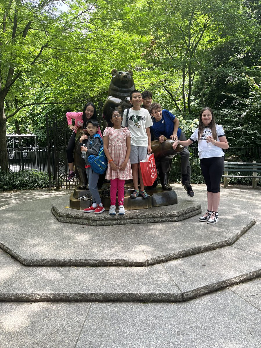 Sphinx, Pharaohs and Bears… oh my! A day at the MET and lunch at Central Park! #ancientegypt <a href="/dianestile/">Ms. Stile</a> <a href="/_ChadGleason/">Chad Gleason</a> <a href="/saraballute/">Sara Ballute-Scianablo</a> <a href="/JerichoMS/">Jericho MS</a> @JerichoUFSD <a href="/JerichoSepta/">Jericho_SEPTA</a>