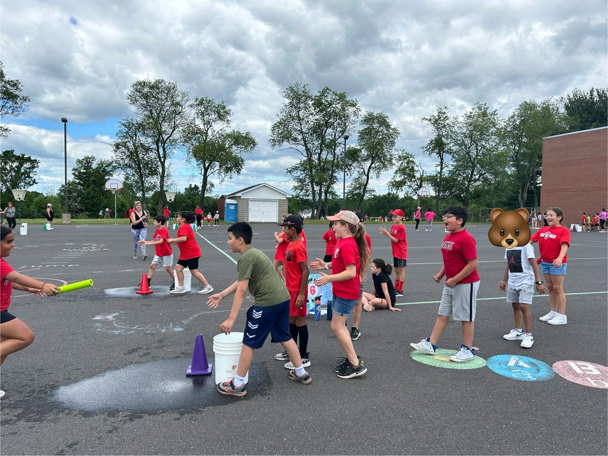 Field day fun!!🐻 <a href="/BarleySheafFRSD/">Barley Sheaf</a>