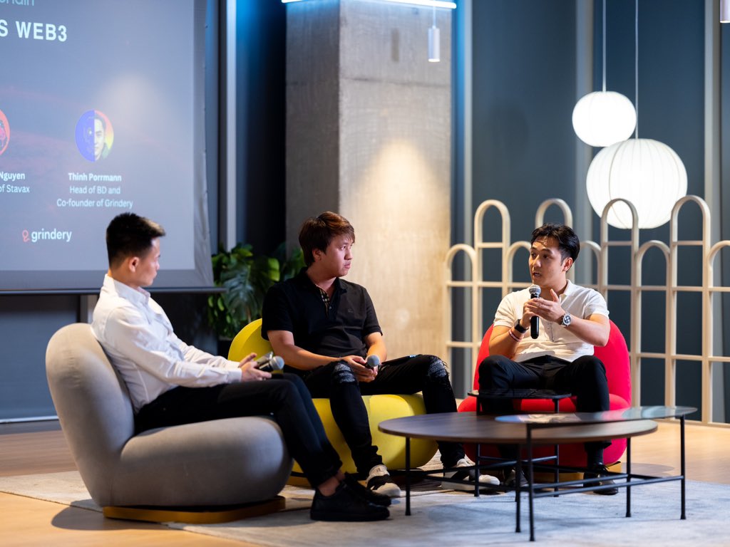 grindery_io's tweet image. Our co-founder @thinschez, represented Grindery at Vietnam Blockchain Week!

Seeing how Southeast Asia&apos;s Web3 space and community are thriving was amazing!

Follow up and show some love ❤️

#GmVietnam 🇻🇳