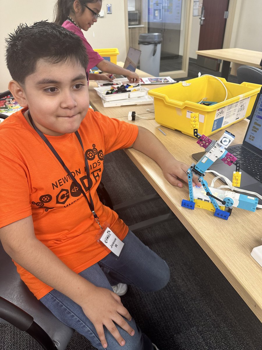shebriej's tweet photo. Exciting first day of Newton Kids Code and EmpowHER Summer Coding Camp at GA Tech @CEISMC Empowering young minds with tech skills and confidence. Let's code the future together! π #NCSAchieves #NewtonKidsCode #EmpowHER #GeorgiaTech #GirlsInTech #SpiritPrideExcellence https://t.co/qewNAM82xk