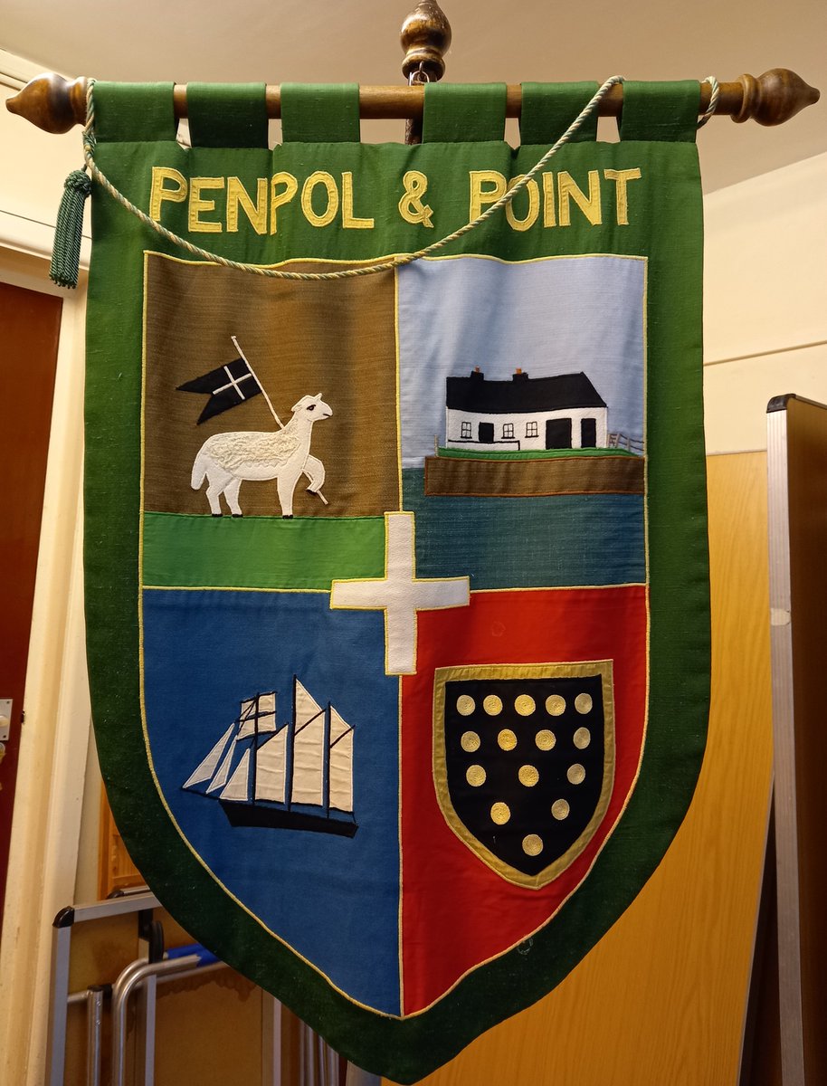 morrablibrary's tweet photo. Today our Librarian visited the wonderful women of the #Penpol &amp; Point  #WomensInstitute.She talked about the Library and shared stories from its history.If you manage a community group &amp; would like to visit the Library, or for us to visit you,do get in touch. 
#WI #LibraryOuting https://t.co/1f1fiyeD1b