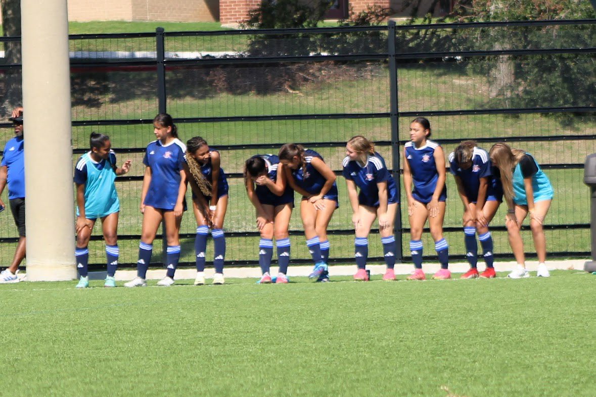 mallory_day1's tweet image. So proud of my team and what we’ve accomplished! From us being a whole new ecrl team that came up from a different league to finishing first in our league to winning regionals with only 13 players on our roster for half of the season! #nattybound 
@ImYouthSoccer @ECNLgirls