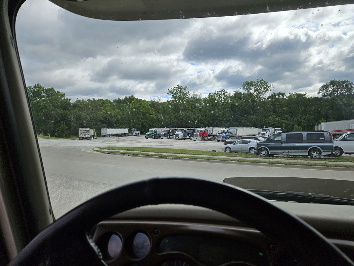 C_booger_74 tweet media