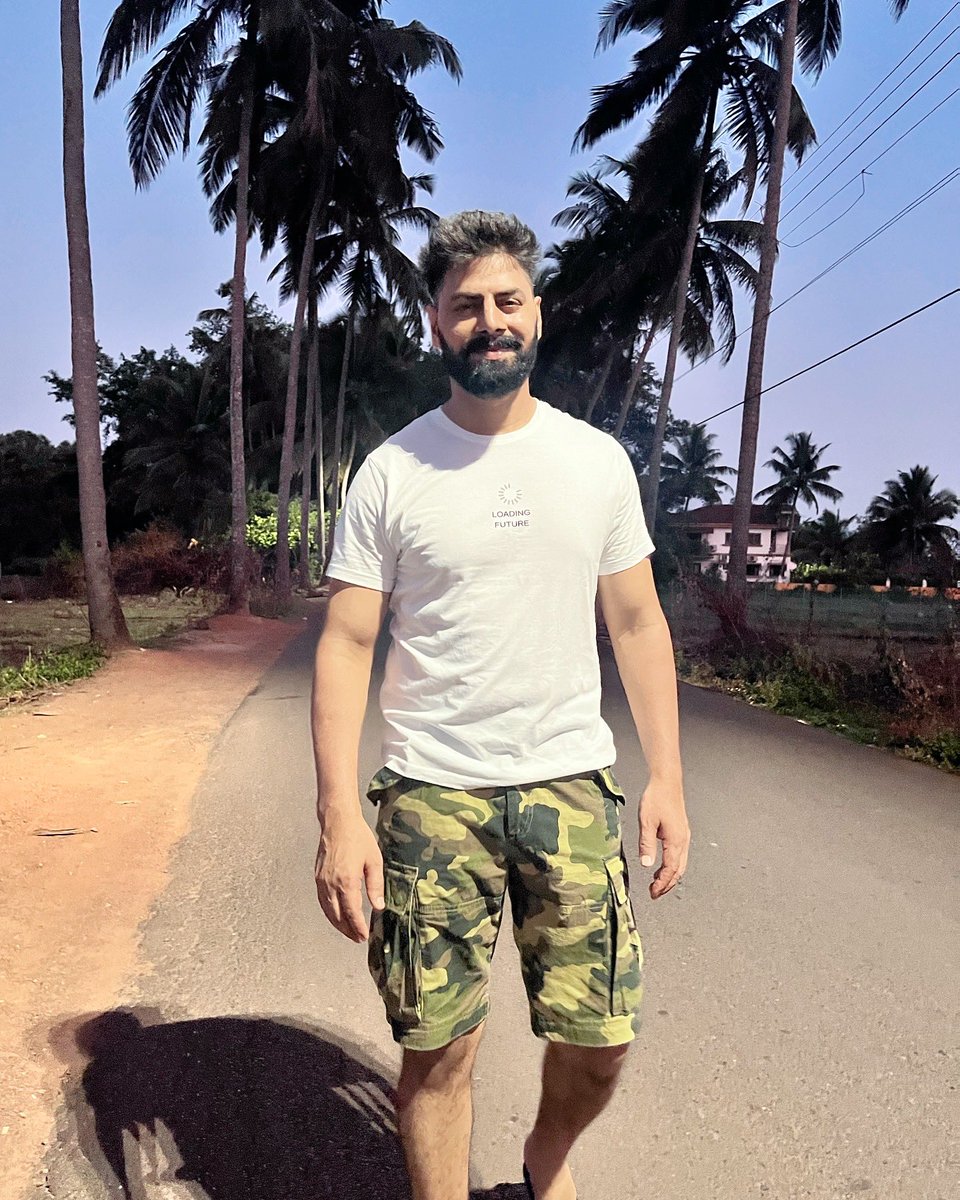 CineLalit's tweet photo. #dearzindagi #parra #goa #aliabhatt #shahrukhkhan https://t.co/hIkuqSdeIa