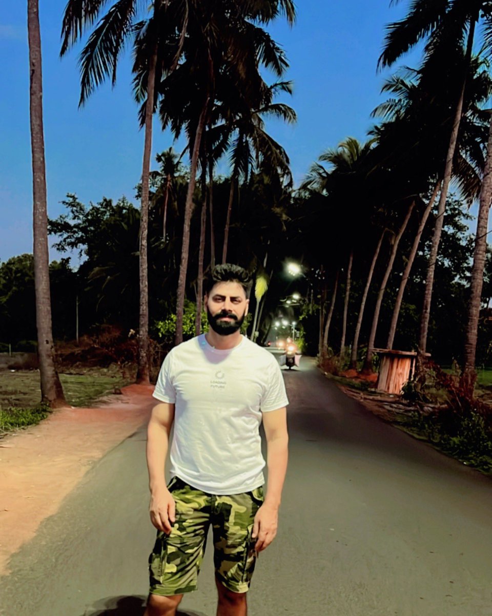 CineLalit's tweet photo. #dearzindagi #parra #goa #aliabhatt #shahrukhkhan https://t.co/hIkuqSdeIa