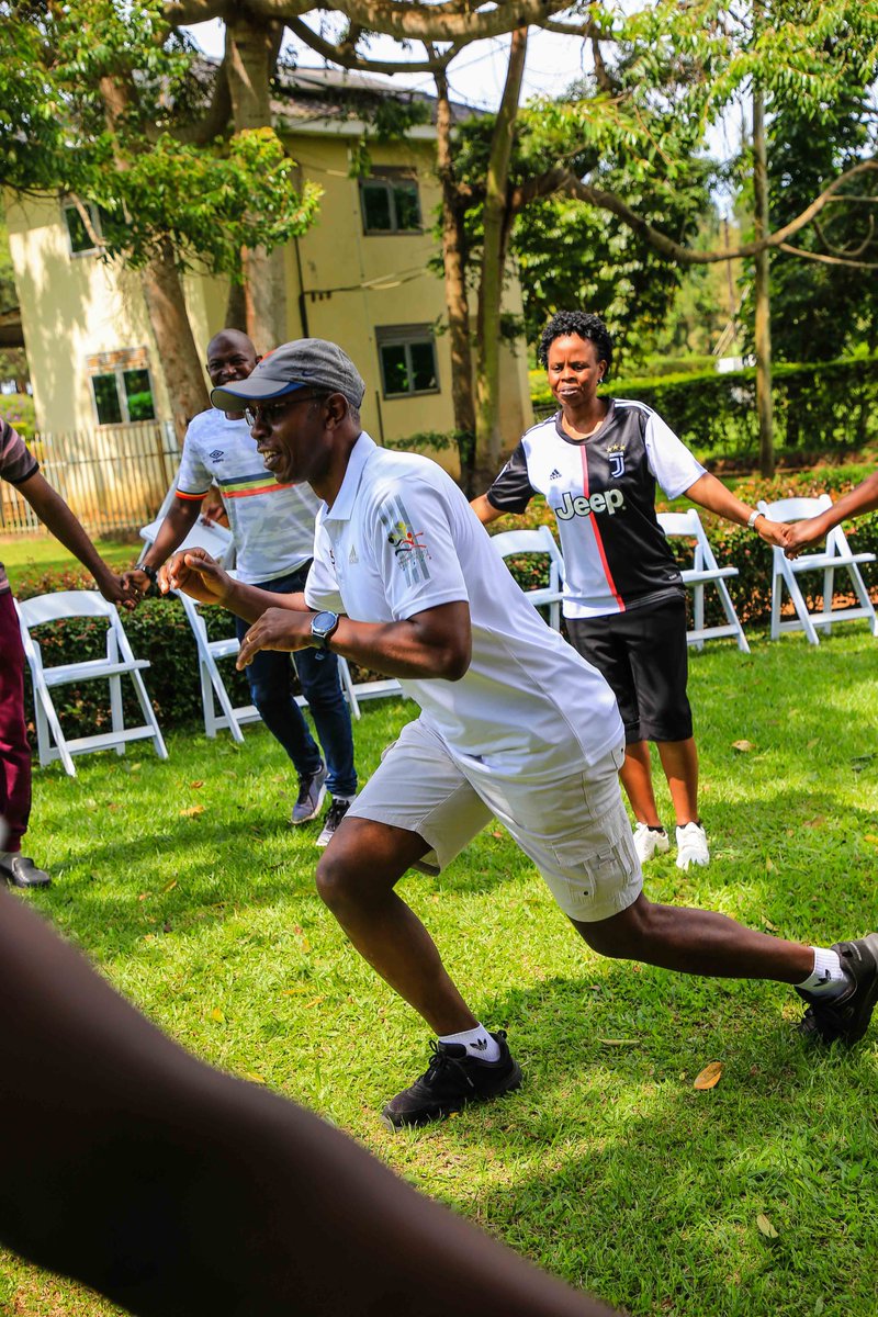 ASOU_Official's tweet image. Launched the day with: "Know You better" session
Surgeons beyond the scalpel! Joined by Anesthesia, Nursing, Physiotherapy, Paediatrics, Spouses &amp;amp; kids! thank you all for making it Epic!
#ASOUfunday #Toolsdown #Destress #reset