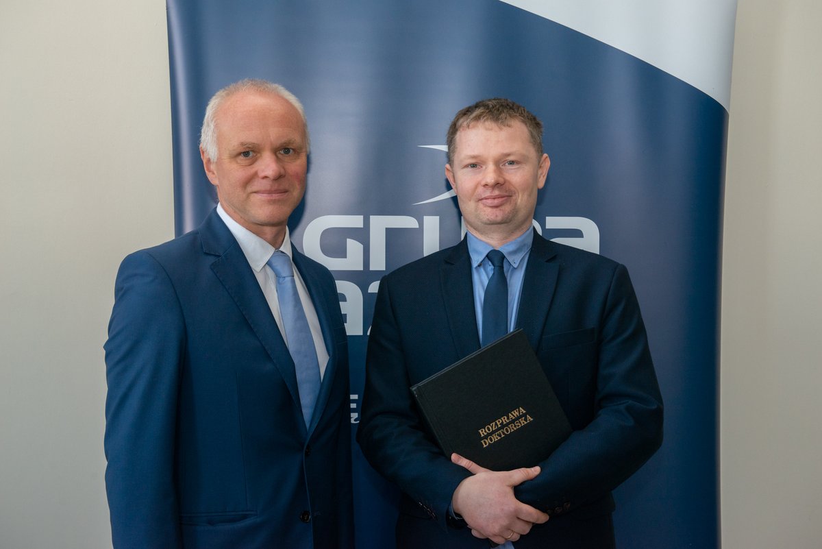 CoorChem PolSl_PL (@coorchem_pl) on Twitter photo On March 27, 2024. A special event took place for Dr. Ryszard Grzesik, as he defended his implementation doctorate. For me as a supervisor it was also a fascinating adventure and great pleasure. Congratulations and thank you to <a href="/GrupaAzoty_ZAK/">Grupa Azoty Kędzierzyn</a> for the cooperation! 😀 On March 27, 2024. A special event took place for Dr. Ryszard Grzesik, as he defended his implementation doctorate. For me as a supervisor it was also a fascinating adventure and great pleasure. Congratulations and thank you to <a href="/GrupaAzoty_ZAK/">Grupa Azoty Kędzierzyn</a> for the cooperation! 😀