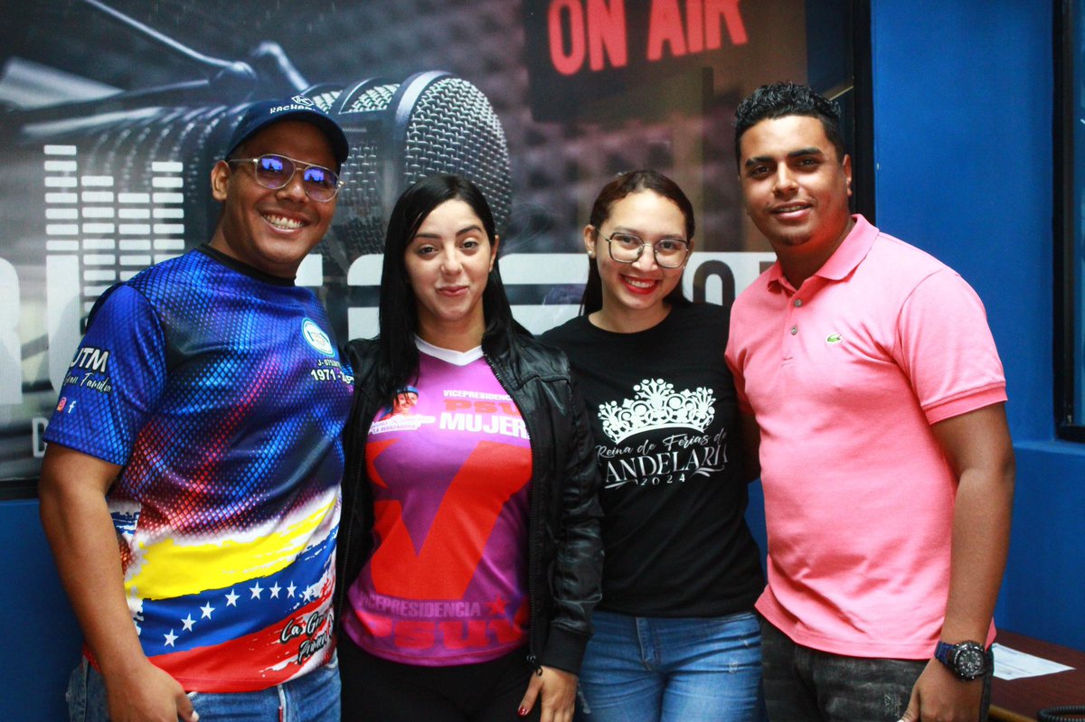 #10Jun Nos vinimos a <a href="/RutasFM/">Rutas 90.7 FM</a> a conversar con la periodista Mildre Amador sobre el plan de trabajo que ejecutamos en materia de servicios públicos en el marco del 1x10 del Buen Gobierno del Pdte.<a href="/NicolasMaduro/">Nicolás Maduro</a>. ¡Estamos en Contacto con las Comunidades! #NicoTieneLasRiendas