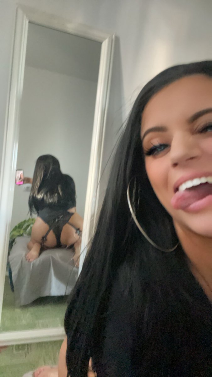 ur_exAngela's tweet photo. Hey !!💋💋
Come and watch me ! 

https://t.co/R9gF3EikHc https://t.co/z2r6F9LecJ