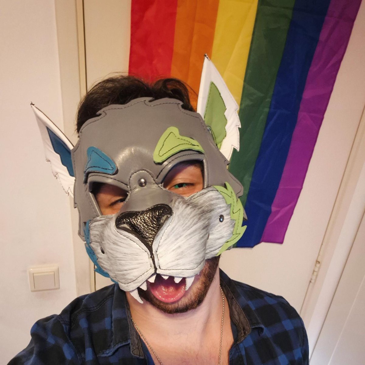 Wolf boi Boinky tweet media