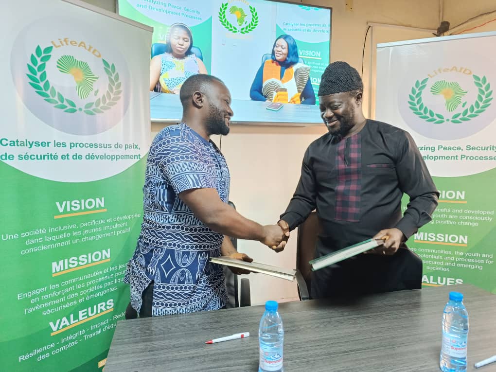 <a href="/LifeAIDCameroon/">LifeAID Cameroon</a>  signed a Memorandum of Understanding (MoU) with Glorious CARE Foundation (GLOCAFO) to accelerate the implementation of her POA framework of this MoU GLOCAFO will be acting as a proxy organization in some selected communities. <a href="/Ngenyves/">Ngen Yves Riyuh</a>