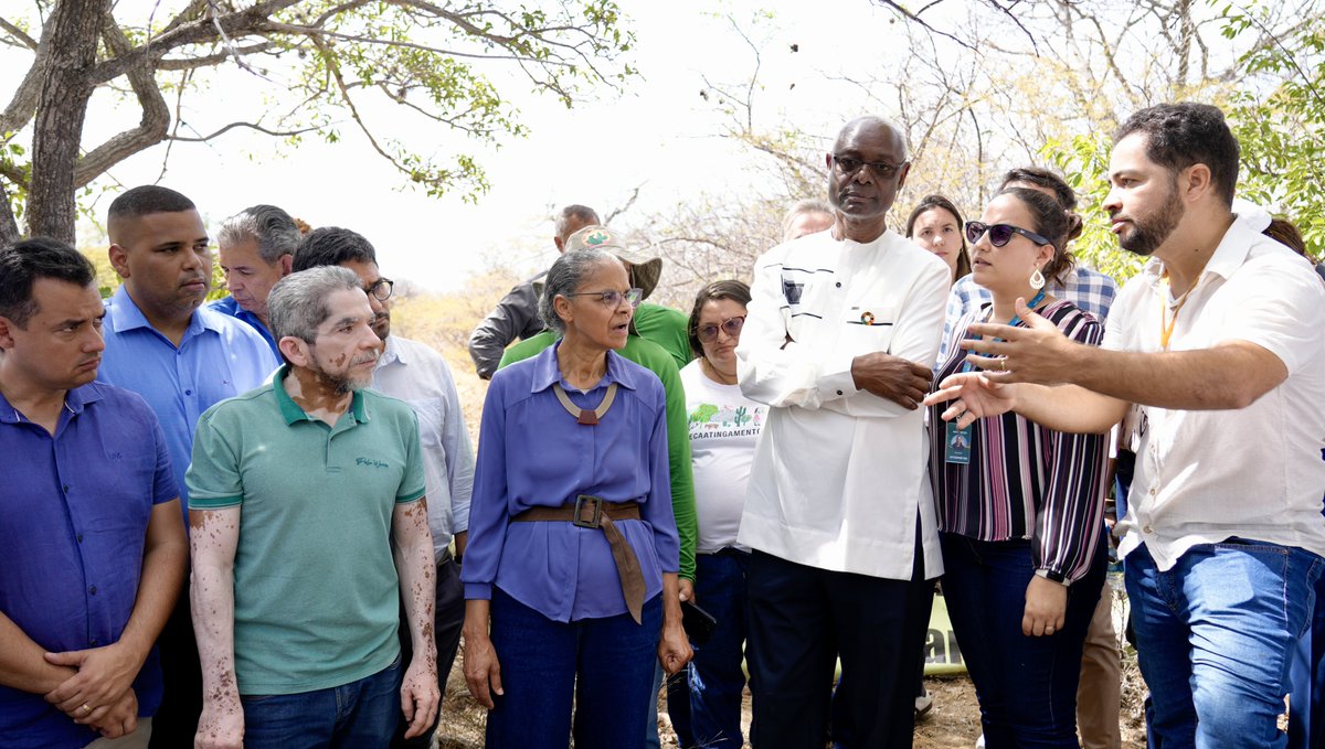 Visited the remarkable Malhada da Areia community with <a href="/MarinaSilva/">Marina Silva</a>, where traditional "Fundo de Pasto" practices are preserving the Caatinga ecosystem. Impressed by their commitment to sustainable land management using mostly traditional knowledge. Their efforts in land
