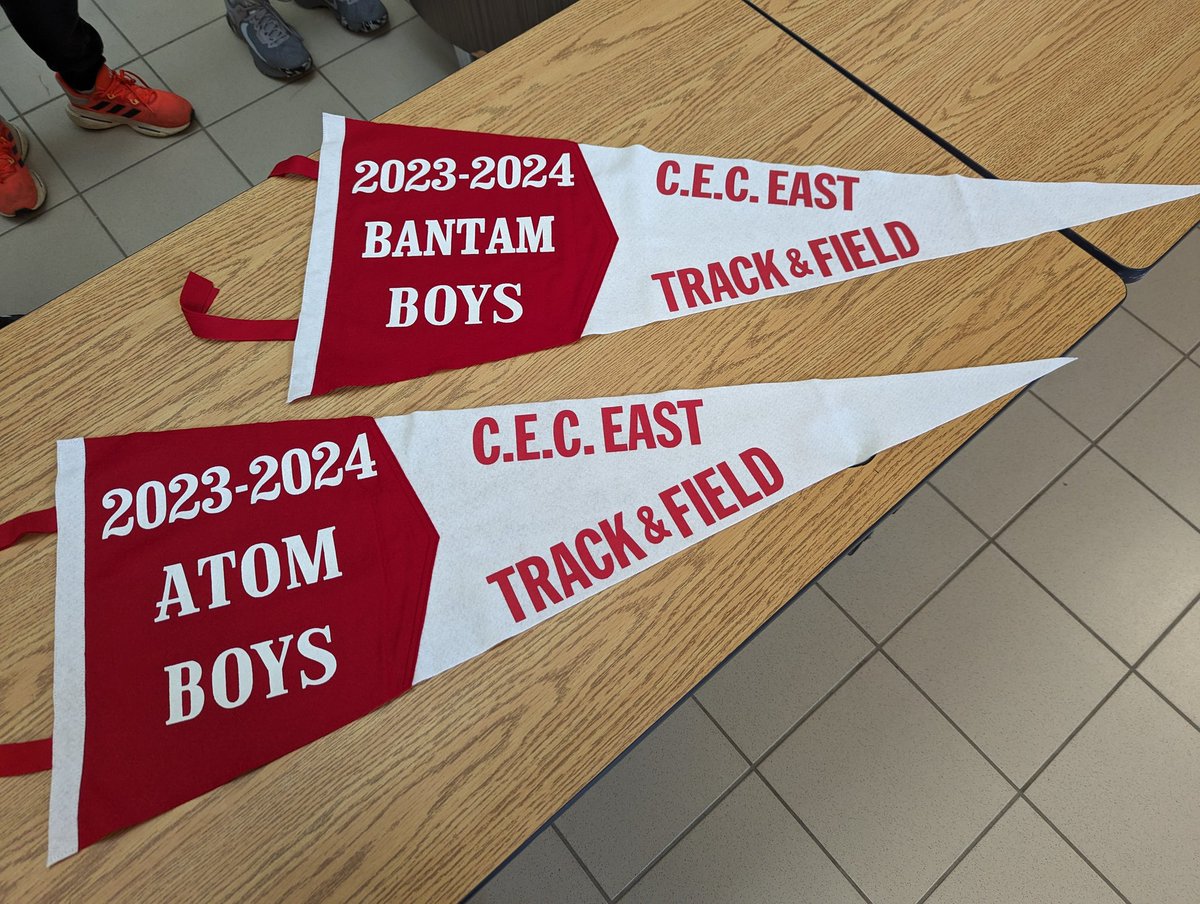 So excited to share our Area Track and Field success this year! Way to go Silver Wolves! Good luck at Regionals
<a href="/StonebridgePS/">StonebridgePS</a> <a href="/YRDSB/">York Region DSB</a> <a href="/yreaathletics/">Y.R.E.A.A.</a> #healthyschool