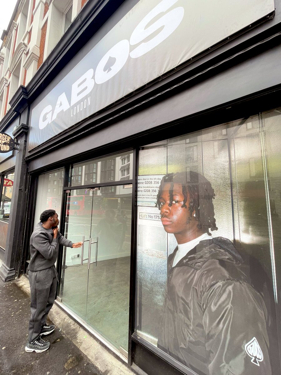 Manny_Keys's tweet photo. OTP to my accountant he say the numbers are up 📈

Store opens tomorrow🚨

June 11th to 16th. All welcome 🙏🏾 

Love to everyone who’s supported till now. 

Major love to God for residing in me. 

I’m a survivor, I will not give up! https://t.co/7tUsbcQYjs