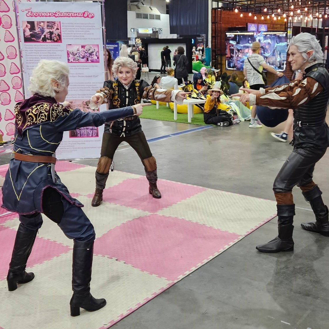 Діліться своїми улюбленими фотографіями з #FANCONUA в реплаях ⬇️

Ось наші фаворити!