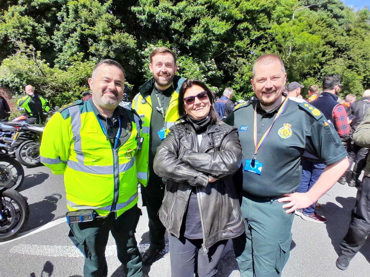 Thousands of motorbikes, a brilliant atmosphere, and all for a good cause. It was unbelievable to see the number of people lining bridges to welcome and support the bikers! #davesday #daveday