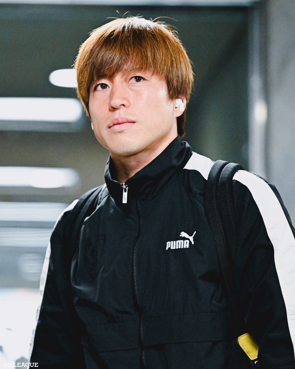J_League's tweet photo. 🎂 HAPPY BIRTHDAY 🎂

本日6月11日は
京都サンガF.C.
松田天馬 選手の29歳の誕生日です👏

松田選手、
おめでとうございます🎊

@sangafc https://t.co/qETyO0kqxm